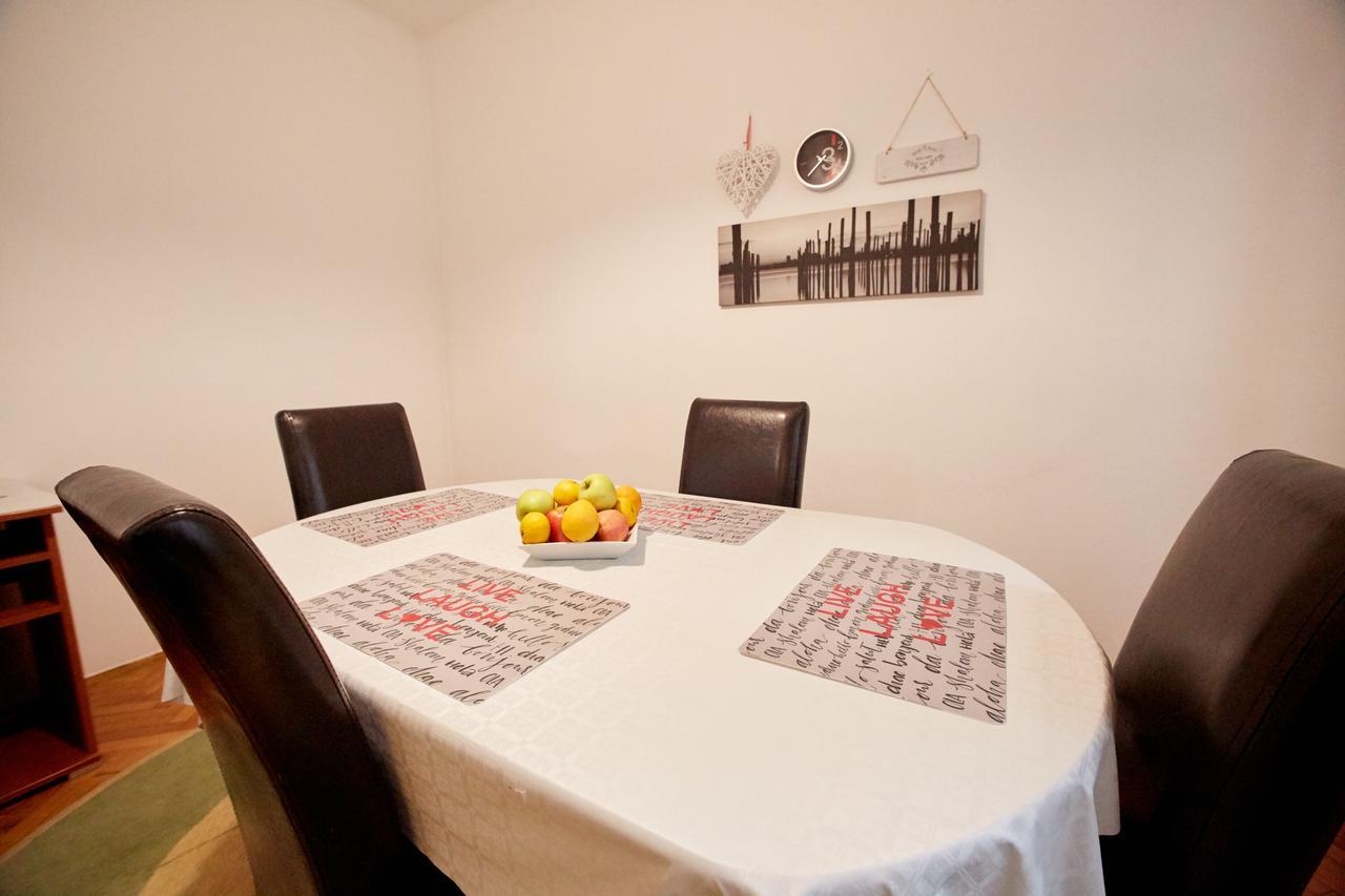 Central Tuzla Apt - Free Parking Bagian luar foto